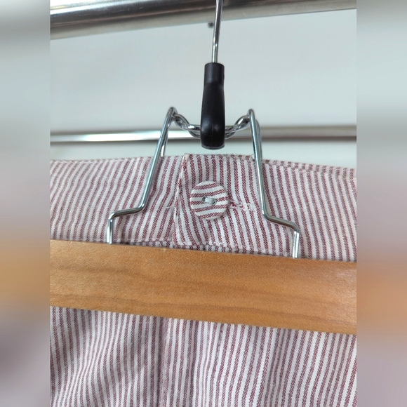 🌴 Forever 21 Lilac Striped Semi-Stretchy Skirt – Comfy, Stylish & Pockets, M - Picture 3 of 8